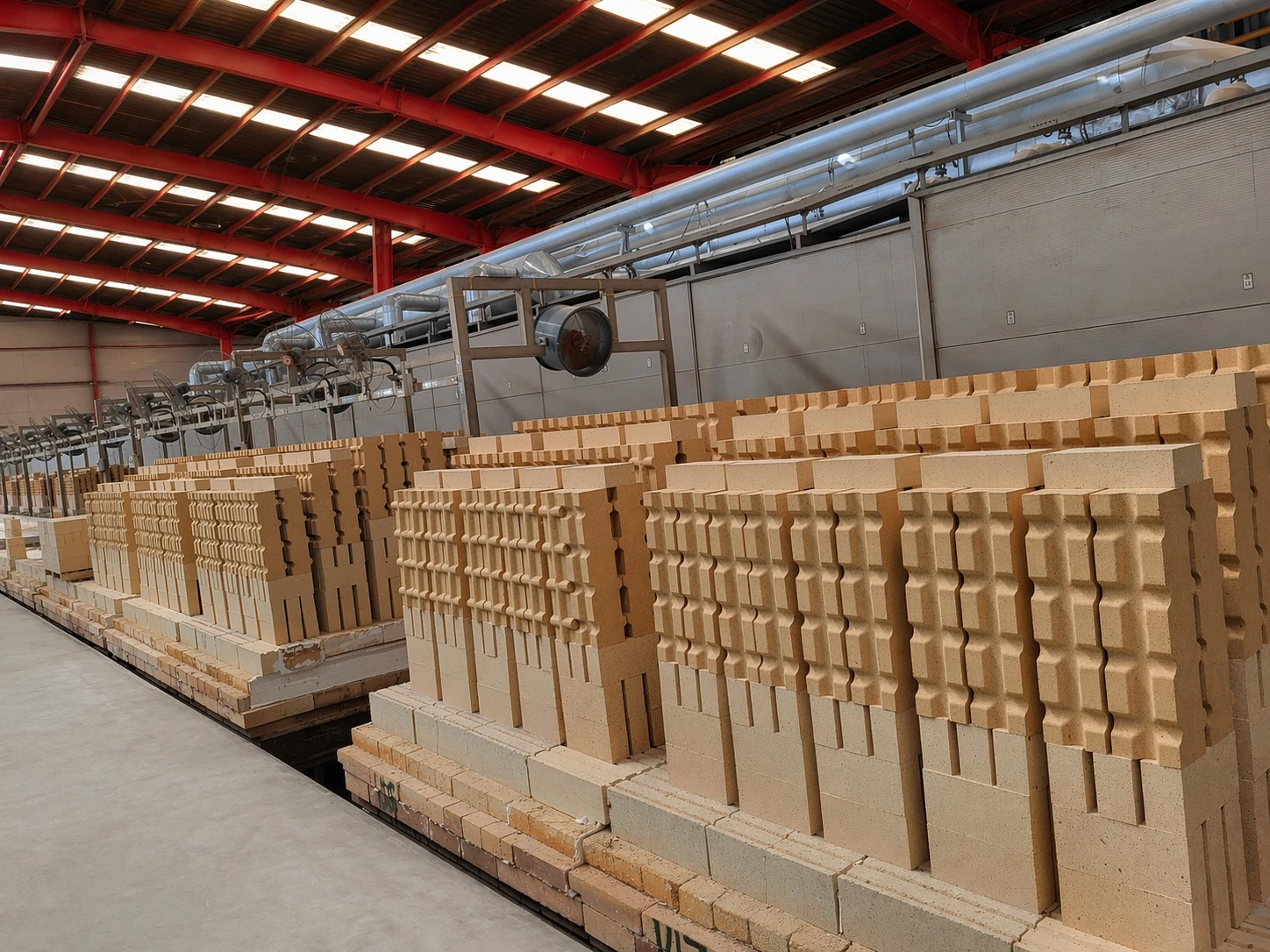 High-temperature sintering process for refractory brick production in Zibo